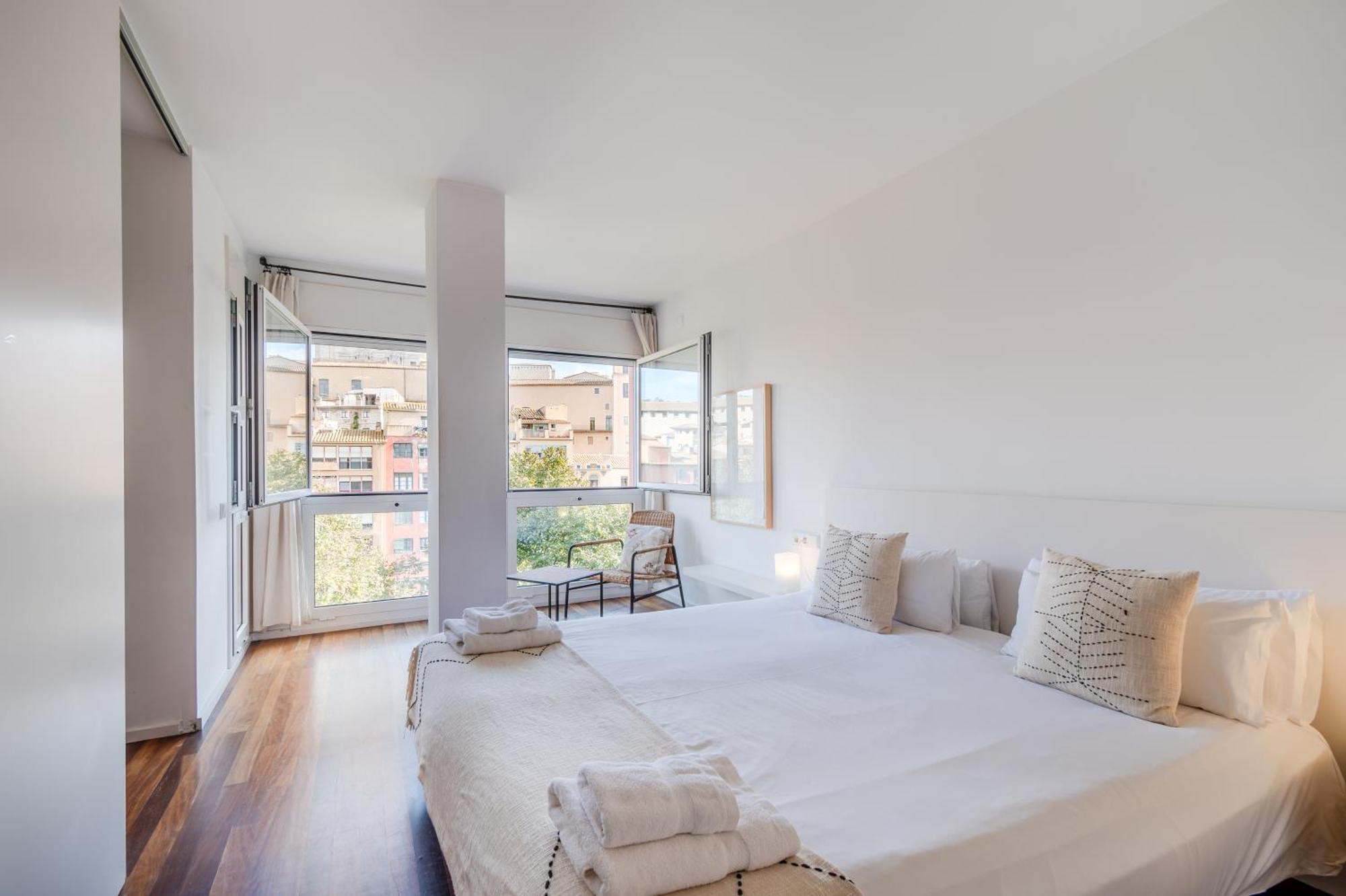 Flateli Canalejas Girona Luaran gambar